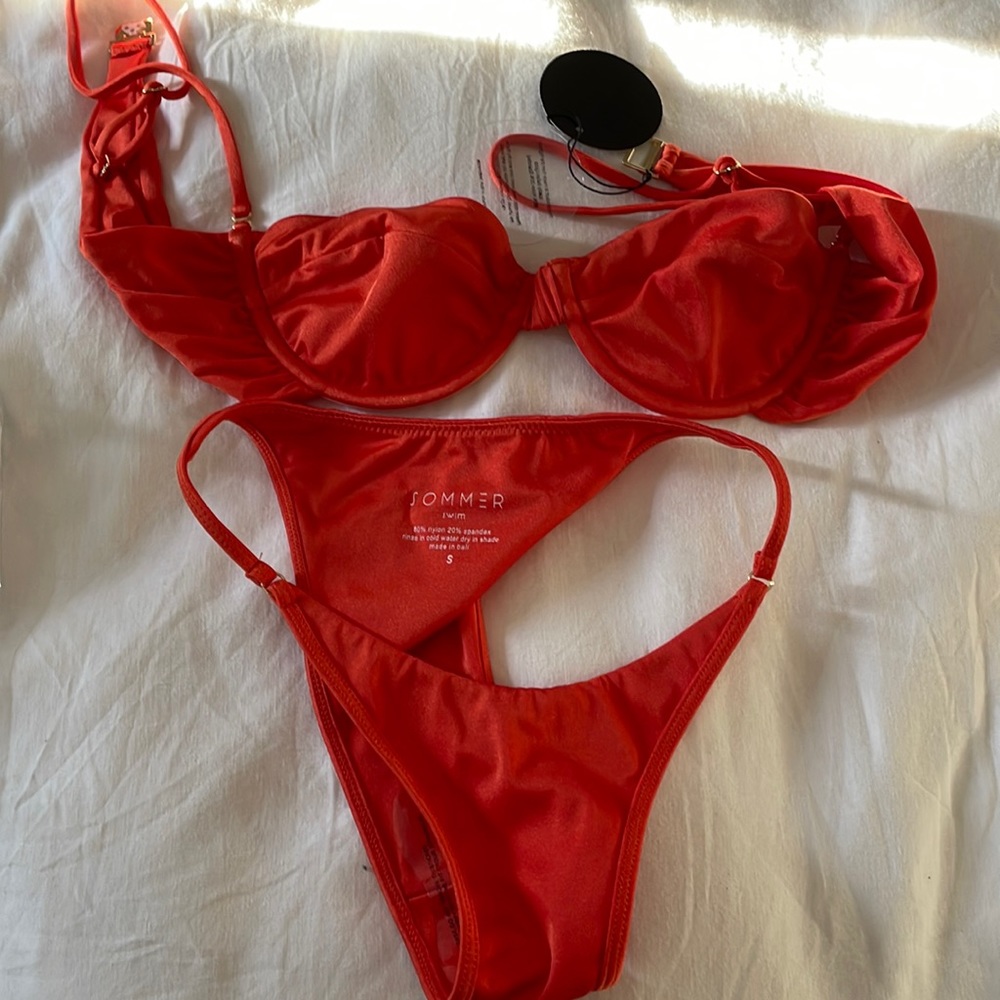 Sommer swim bikini never been used